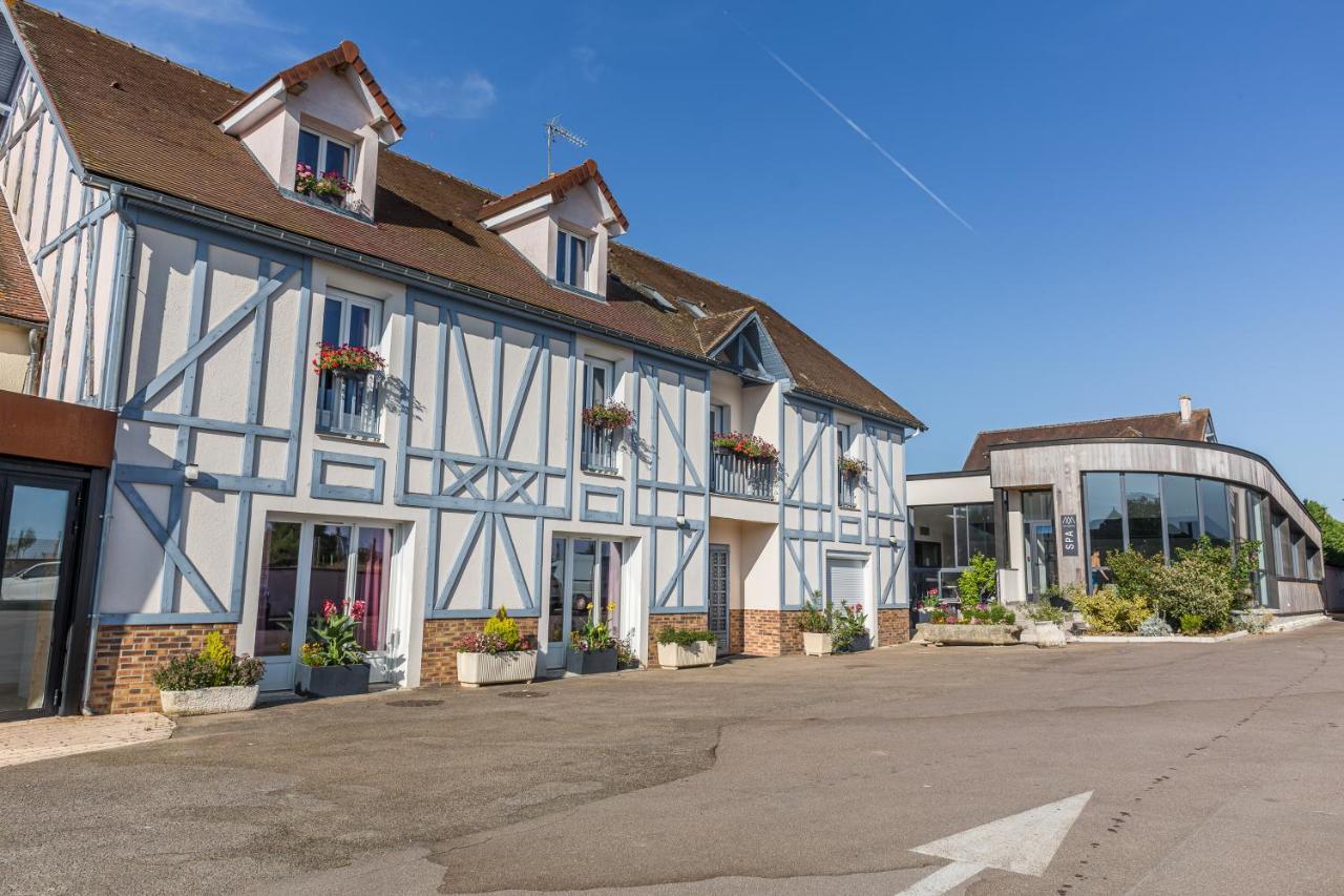 Logis Aux Maisons Buitenkant foto