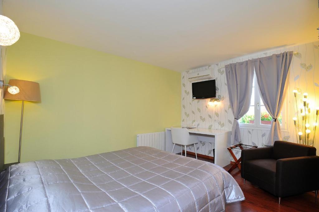 Logis Aux Maisons Buitenkant foto